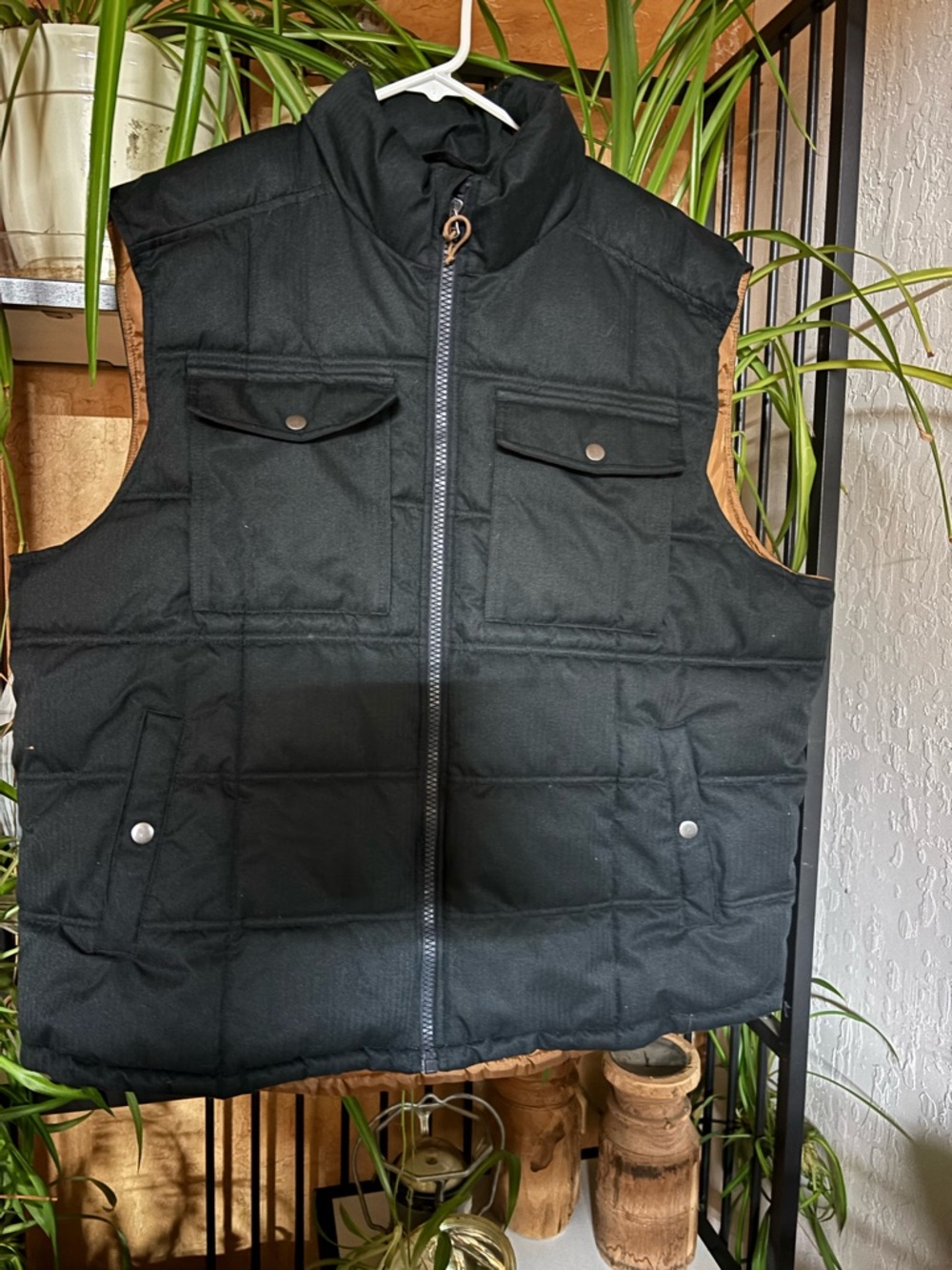 Goodfellow & Co Black Quilted Puffer Vest with Tan Trim